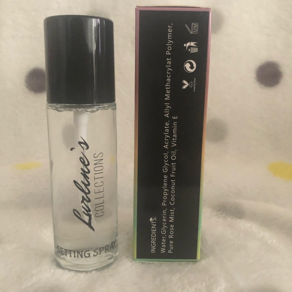Makeup Setting Spray - Picture 3 of 5